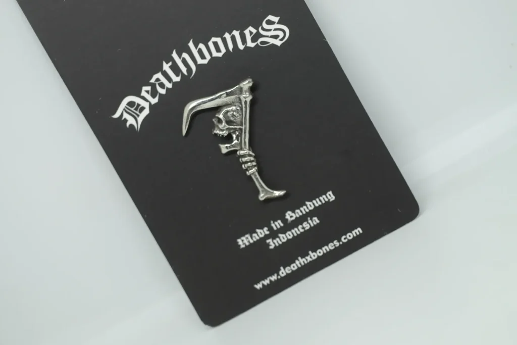 Deathbones X Riddick Pins